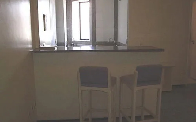 Moriah Apartments FO003