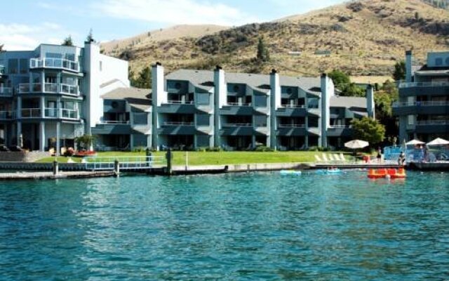 Petersons Waterfront