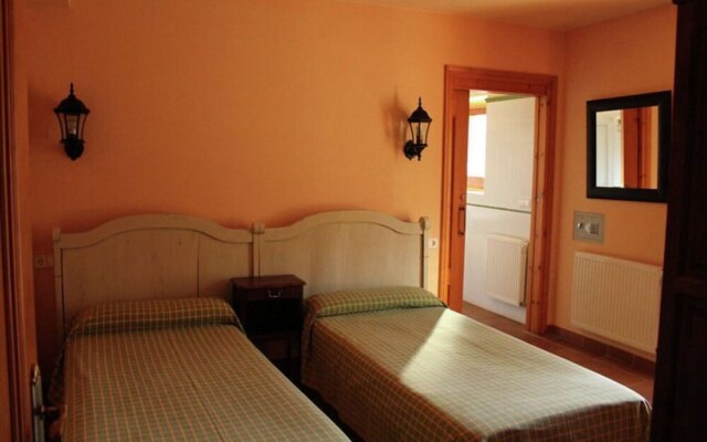 Modern Furnished Apartment Situated on the Ground Floor