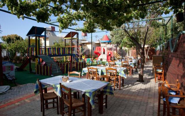 Kokkinakis Apartments