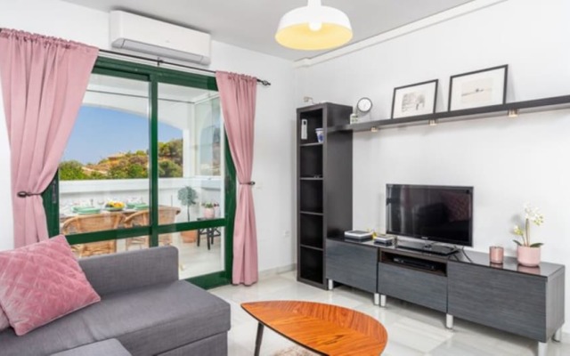 Apartment - 1 Bedroom with Pool and WiFi - 107888