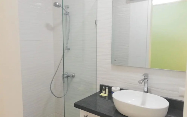 Truecost Rooftop Pool