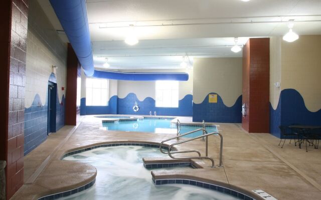 Holiday Inn Omaha Downtown - Waterpark by IHG