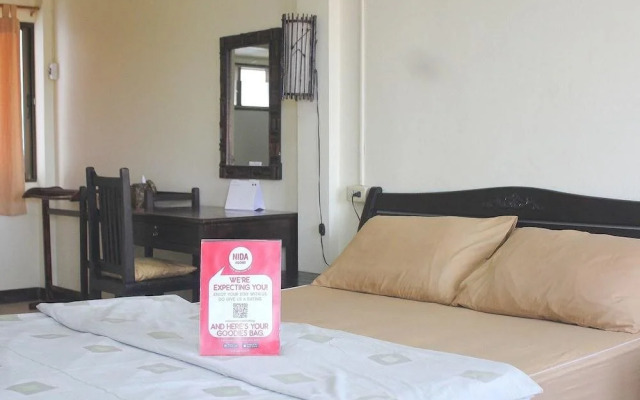 Nida Rooms Chedi Luang 3133 Palace