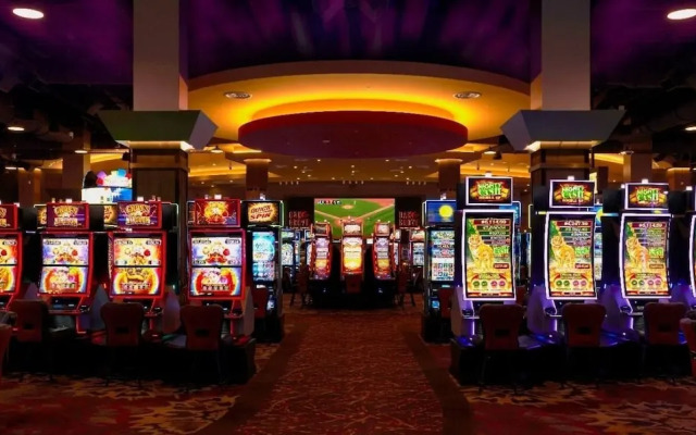 Oak Grove Racing Gaming & Hotel