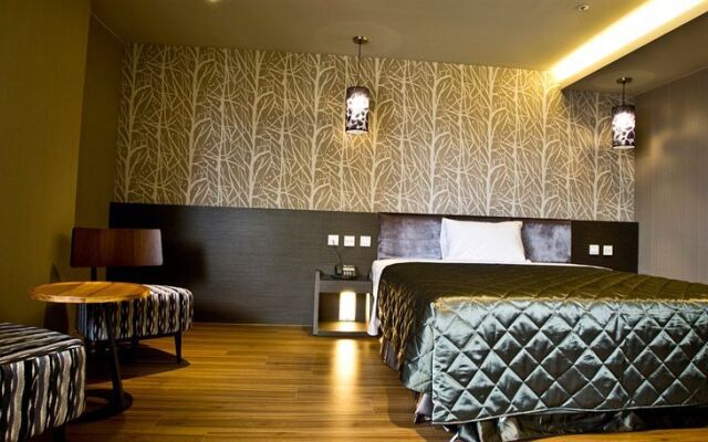 Fine Hotel
