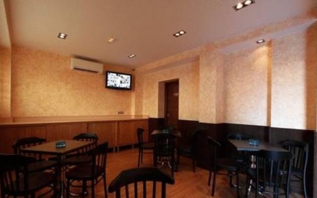 Hostal Avenida Barajas