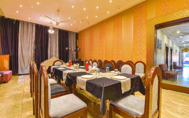 Fabhotel Prime Surpin Palace