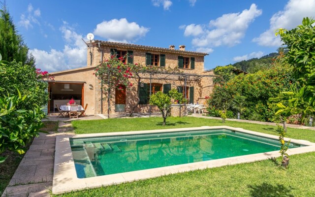 Beautiful Mallorcan Villa With Pool in Soller