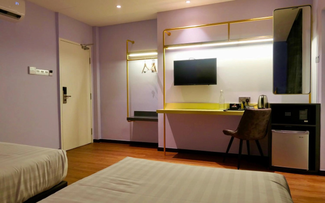 Le Embassy Hotel Georgetown – Guest Rooms – George Town