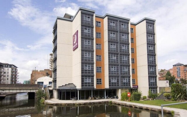 Premier Inn Nottingham Arena (London Road)