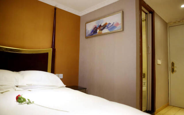 Zhehang Holiday Hotel