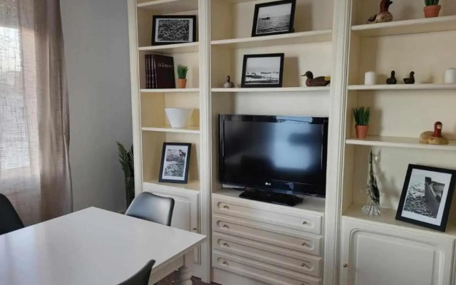 Roses Casc Antic Sant Elm 4