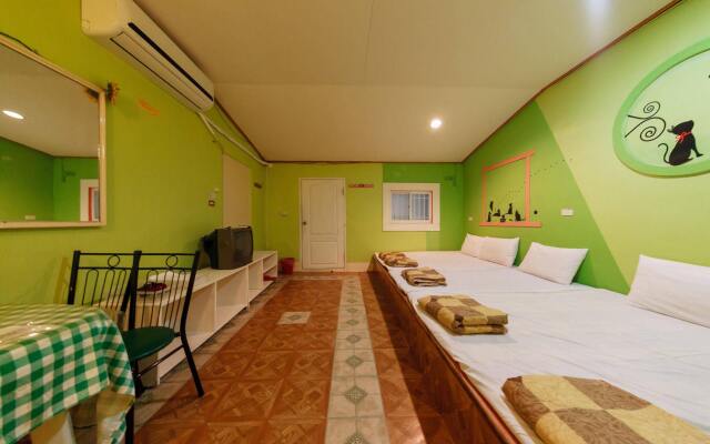 Sea of the World Bed and Breakfast