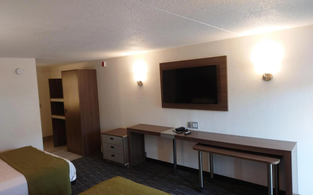 Reagan Resorts Inn