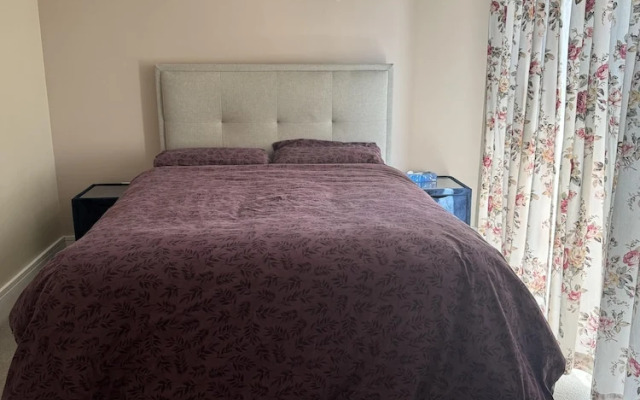 Luxurious 2 Bedroom Apartment in Reading