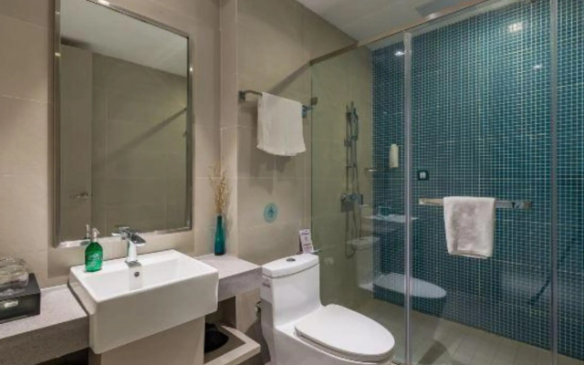 Home business hotel (suqian west lake road bus station)