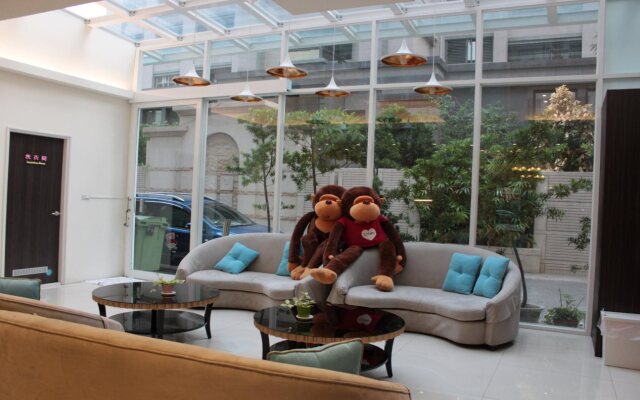 M Hotel