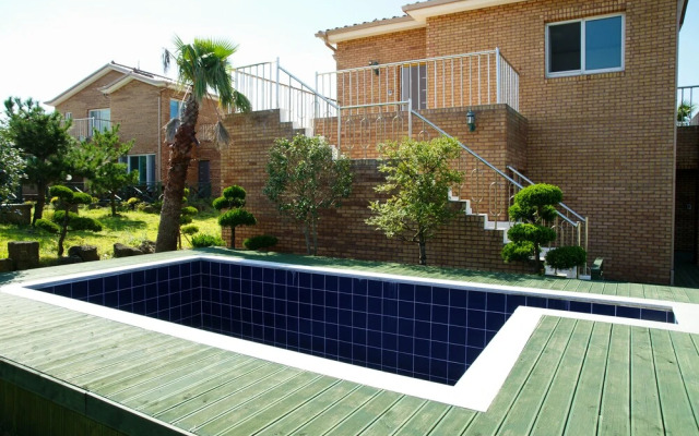 Ocean View Pension No.1