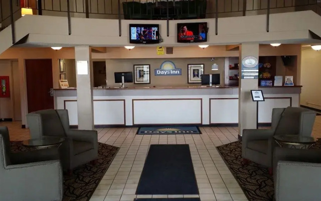 Days Hotel La Crosse Conferenc