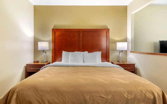 Quality Inn & Suites Olde Town