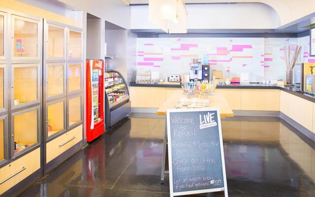 Aloft Charlotte City Center
