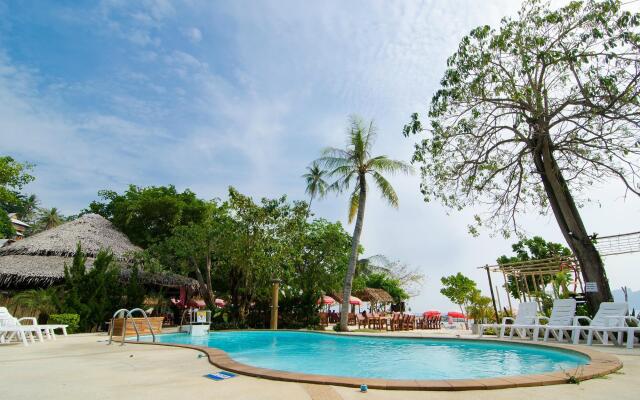 Отель Phi Phi The Beach Resort