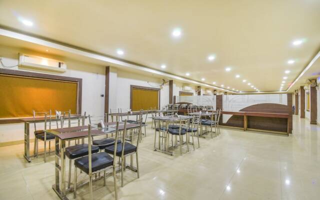 Fabhotel Paradise Convention