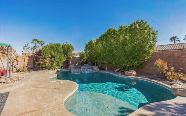 4BR-Retro Game Room-Theater-Pool & Spa