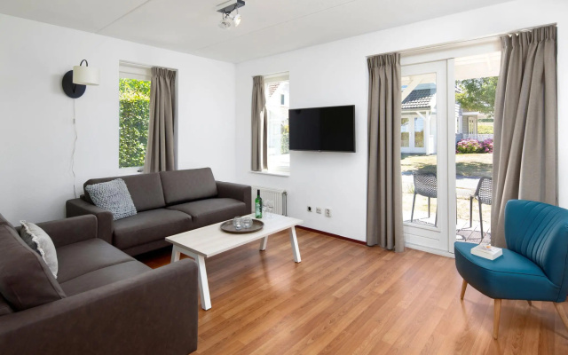 Restyled villa with dishwasher, near the Grevelingen Lake