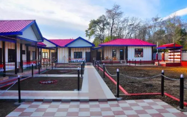 Hotel Hilly Resort