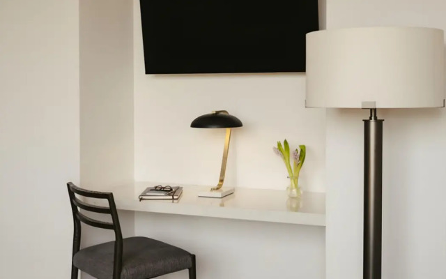 Sonder by Marriott Bonvoy Market Hall Apartments West Loop