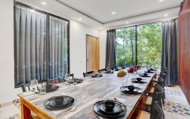 Alaya Stays Fortezza | Pet-friendly 6-BHK Farmhouse With Private Pool