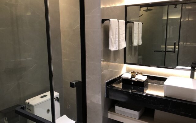 Heqi Hotel