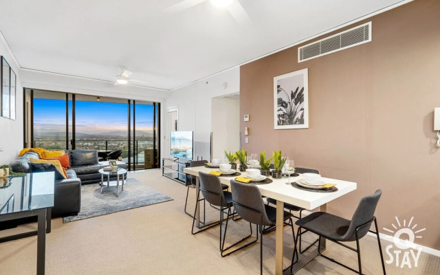 Sierra Grand Broadbeach  Q Stay