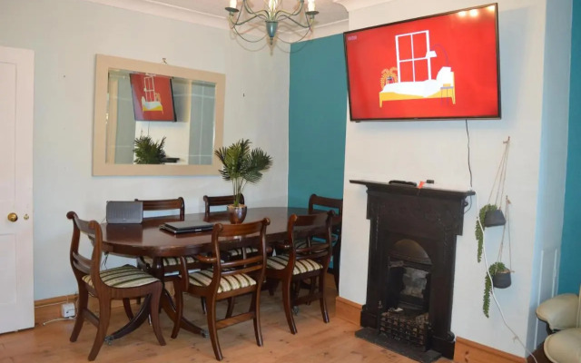 The Crandale House Vacation Home