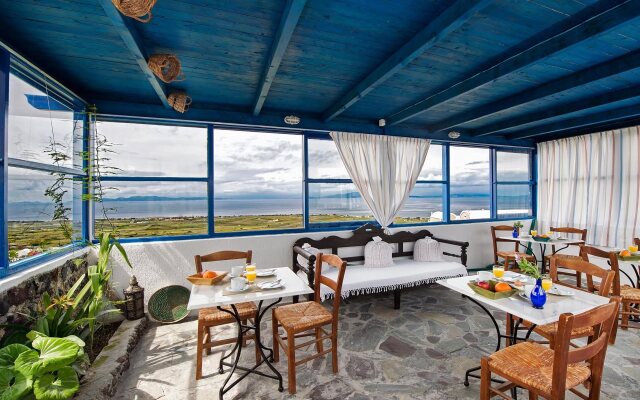 Villa Pezoula Santorini