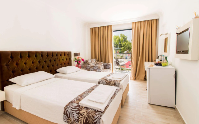 Bahar Hotel (+12 Adult )