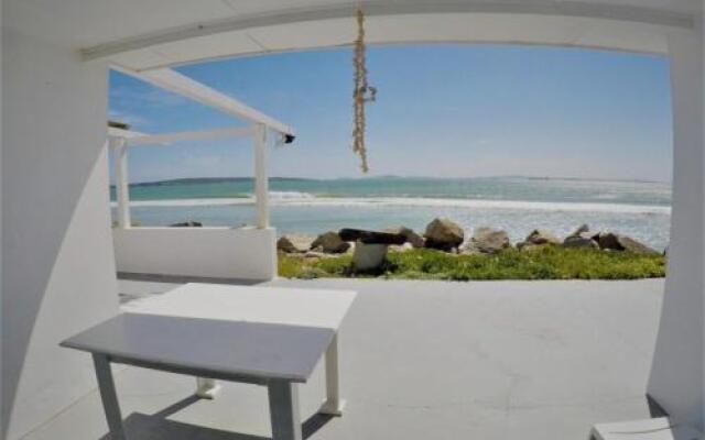 114 On Main Beach House