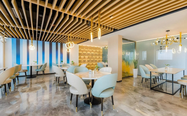 Atour Hotel New International Expo Center Shanghai