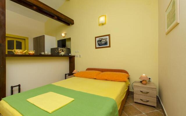 Apartments Georgi - 200m from sea