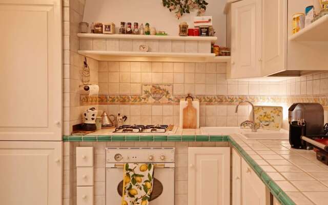 Villa Colombo App 01