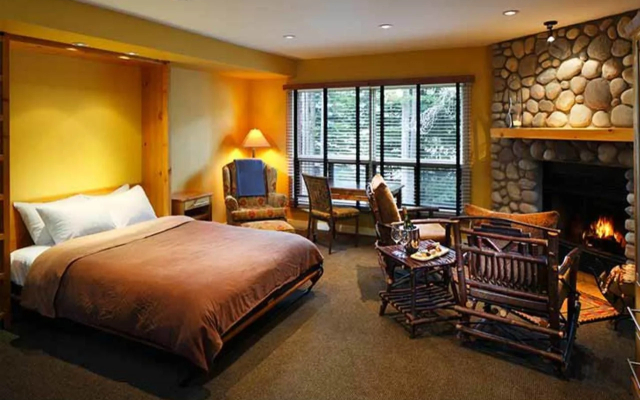 Emerald Lake Lodge
