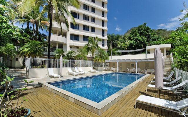 Yacht Harbour Tower 2