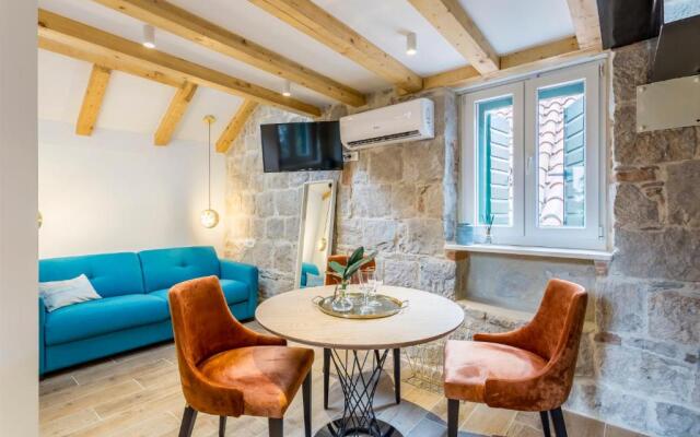 Luxury Rooms Miara in City Centre