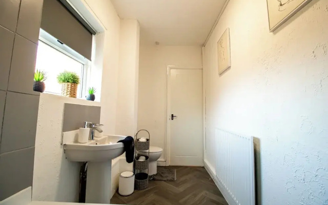 Stylish 3-bed Flat in South Shields
