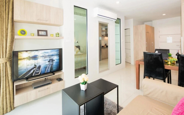 Holiday Apartment in Patong- Great Amenities Walk to the Beach