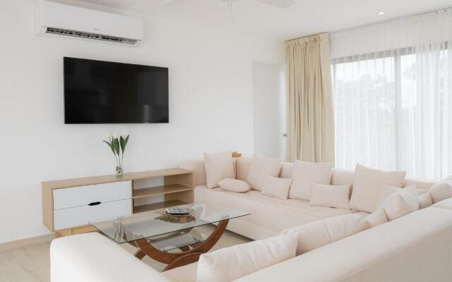 Apartment and Penthouse Blue Luxury Kukulkan Tulum