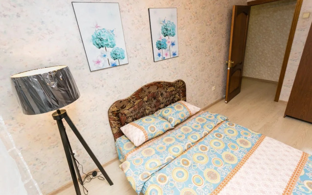 Apartment on Perunovskiy 4-10