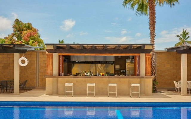 City Express Plus by Marriott Cabo San Lucas